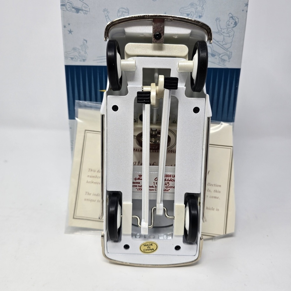 Hallmark Kiddie Car Classics 1950s Custom Convertible Don Palmiter QHG7101 White - Picture 9 of 15